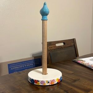 Pioneer woman paper towel holder